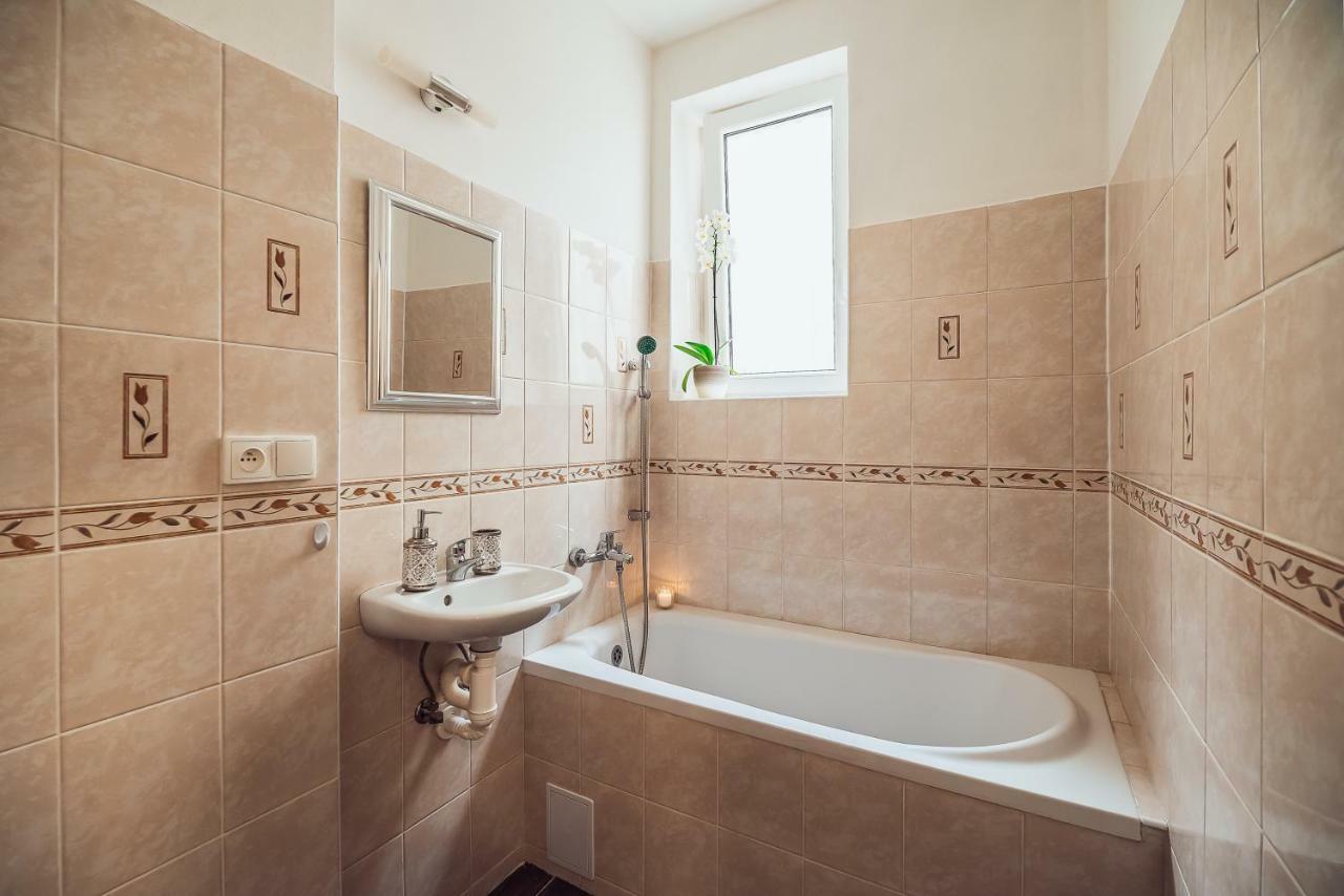 Skodova Apartments プルジェロフ エクステリア 写真