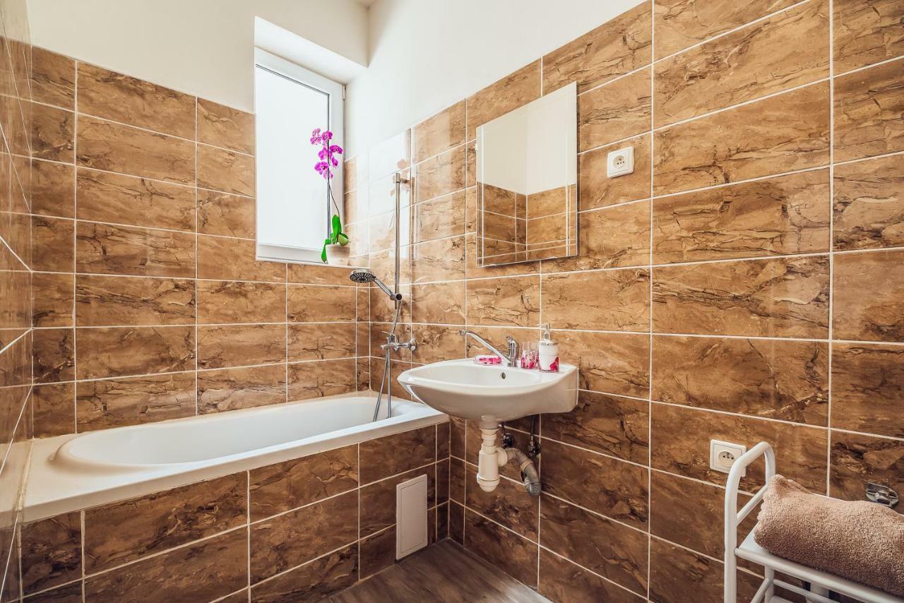 Skodova Apartments プルジェロフ エクステリア 写真